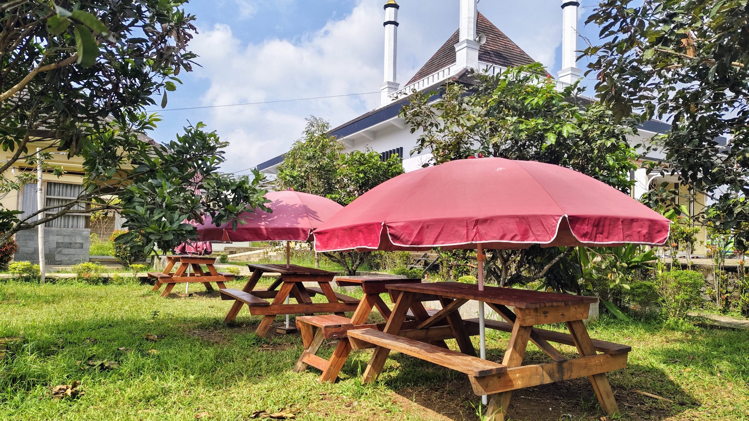 taman quran ponpes shuffah aljamaah