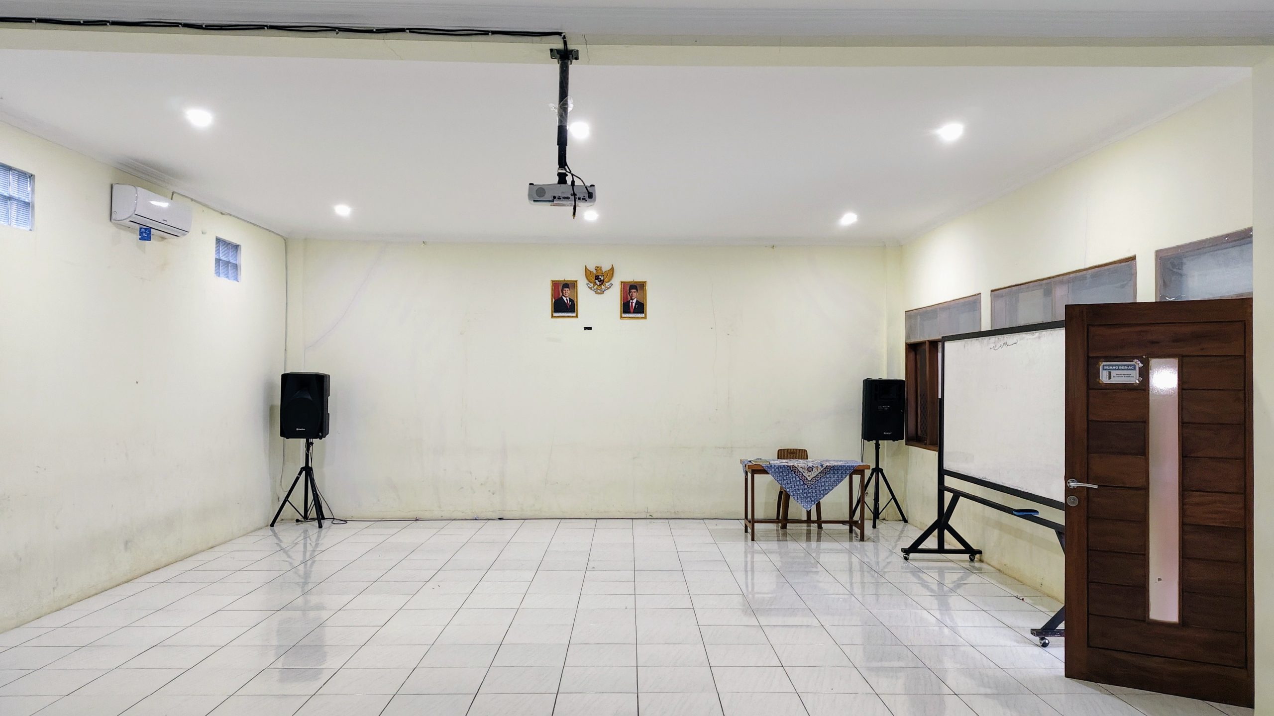 Aula belajar Shuffah Al-Jama'ah, Pesantren Favorot Tasikmalaya